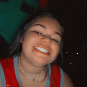 Meet your Posher, Mikayla